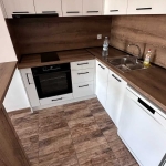 Дава се под наем Двустаен апартамент в Бургас, Изгрев - 70 кв.м за 600 € - Снимка #1