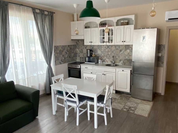 Дава се под наем Двустаен апартамент в Пловдив, Сточна гара - 74 кв.м за 535.5 € - Снимка #1