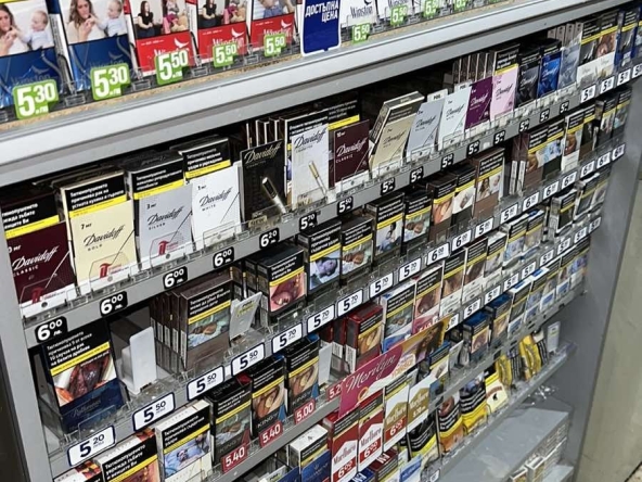 Дава се под наем Магазин в Кюстендил, Запад - 150 кв.м за 306 € - Снимка #1