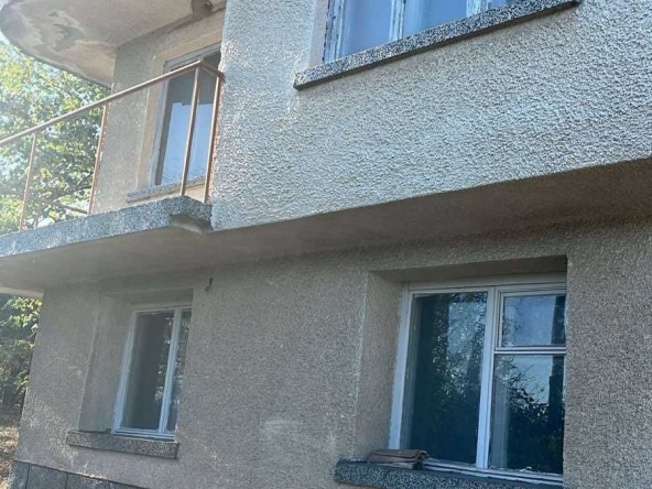 Къща в с. Кръстевич, Област Пловдив - 240 кв.м за 109 €/кв.м - Снимка #1