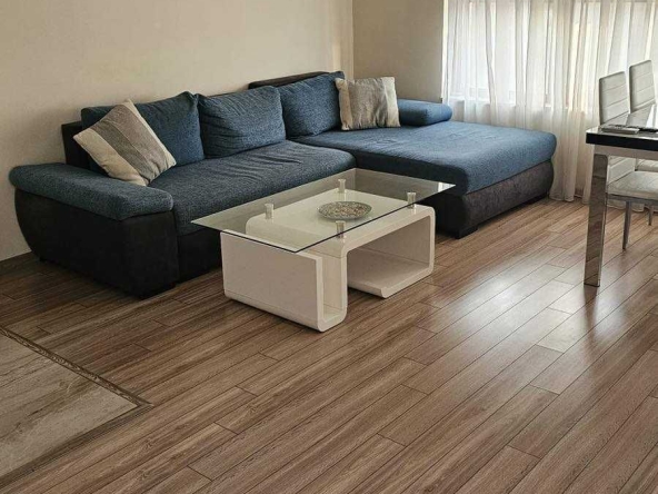 Дава се под наем Двустаен апартамент в София, Бъкстон - 71 кв.м за 390 € - Снимка #1