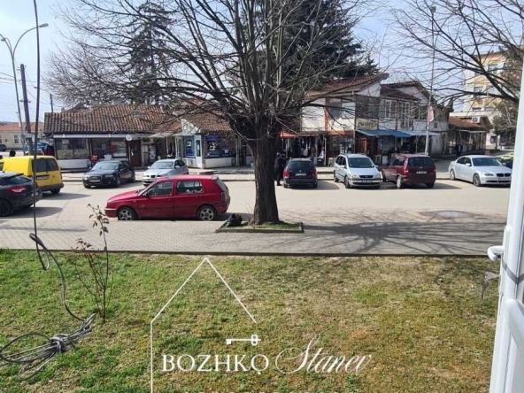 Магазин в Долни чифлик - 65 кв.м за 1000 €/кв.м - Снимка #1