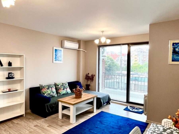 Дава се под наем Двустаен апартамент в София, Център - 60 кв.м за 500 € - Снимка #1