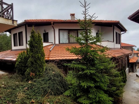 Къща в Банско - 200 кв.м за 1825 €/кв.м - Снимка #1