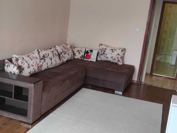 Дава се под наем Двустаен апартамент в София, Младост 3 - 49 кв.м за 500 € - Снимка #1