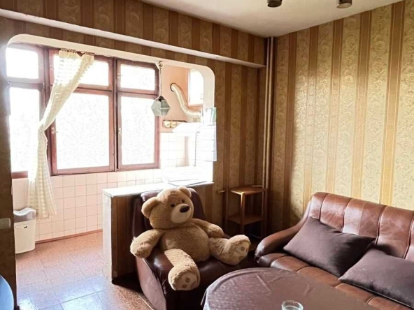 Дава се под наем Двустаен апартамент в София, Център - 65 кв.м за 375 € - Снимка #1