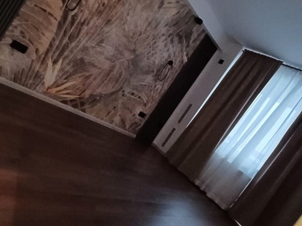 Тристаен апартамент в Плевен, Мара Денчева - 65 кв.м за 1970 €/кв.м - Снимка #1