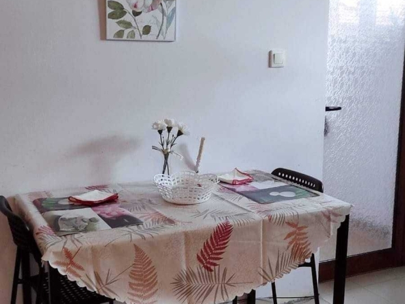 Дава се под наем Тристаен апартамент в София, Център - 65 кв.м за 433.5 € - Снимка #1