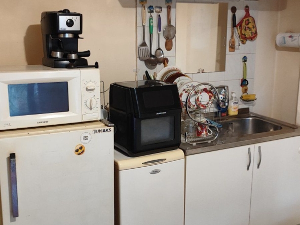 Дава се под наем Ателие в Русе, Хъшове - 20 кв.м за 142.8 € - Снимка #1