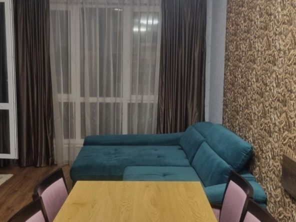 Дава се под наем Двустаен апартамент в Пловдив, Тракия - 65 кв.м за 400 € - Снимка #1