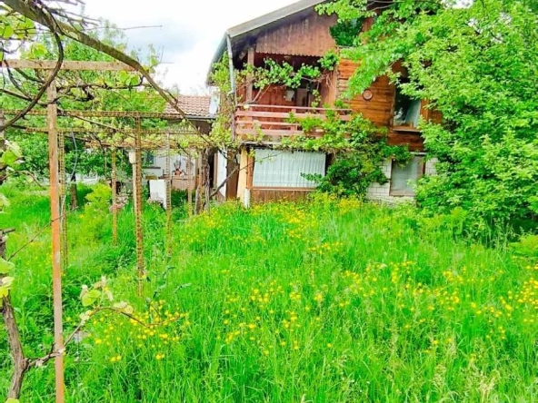 Къща в Априлци - 71 кв.м за 1142 €/кв.м - Снимка #1