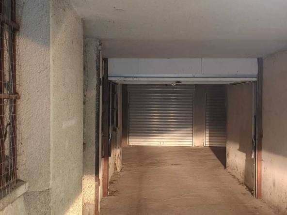 Гараж / Паркомясто в София, Връбница 2 - 14 кв.м за 2786 €/кв.м - Снимка #1