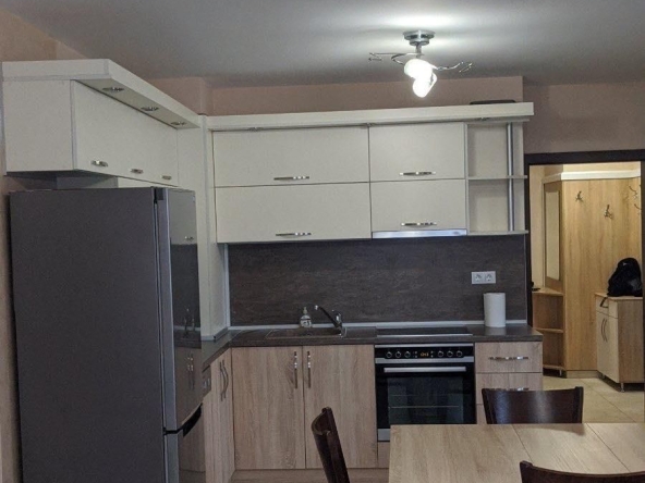 Дава се под наем Двустаен апартамент в Пловдив, Кършияка - 75 кв.м за 612 € - Снимка #1