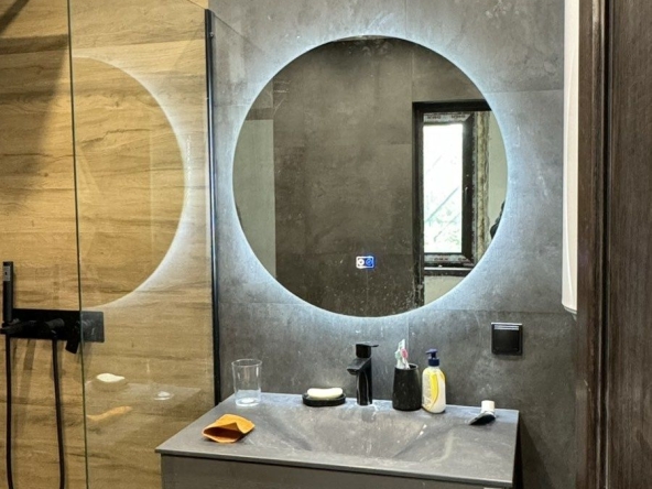 Къща в Казанлък - 2374 кв.м за 56 €/кв.м - Снимка #1