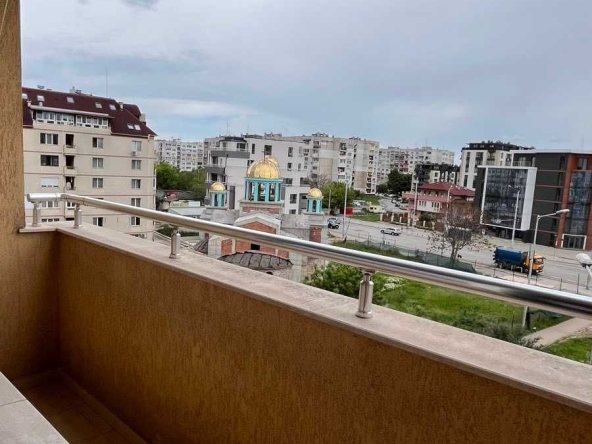 Дава се под наем Двустаен апартамент в София, Център - 60 кв.м за 500 € - Снимка #1