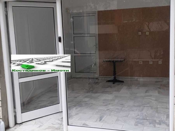 Дава се под наем Офис в Пловдив, Южен - 255 кв.м за 866.49 € - Снимка #1