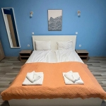 Дава се под наем Едностаен апартамент в к.к. Св.Св. Константин и Елена - 30 кв.м за 198.9 € - Снимка #1