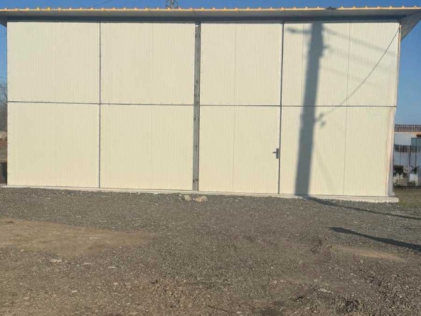 Дава се под наем Промишлена сграда в Търговище, Въбел - 80 кв.м за 548.25 € - Снимка #1