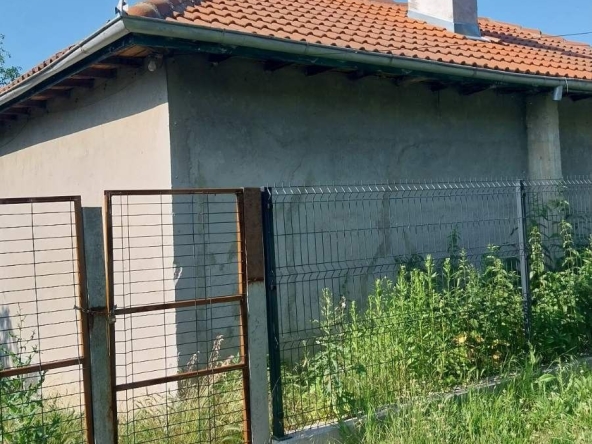 Къща в Вълчи дол - 70 кв.м за 408 €/кв.м - Снимка #1