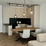 Дава се под наем Тристаен апартамент в София, Хиподрума - 127 кв.м за 1296.42 € - Снимка #1