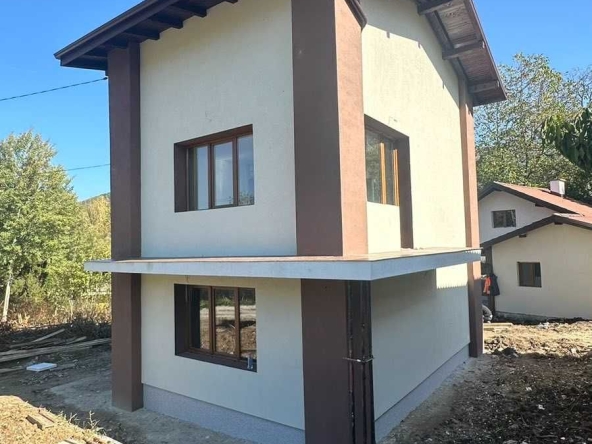 Къща в с. Рударци, Област Перник - 191 кв.м за 1204 €/кв.м - Снимка #1