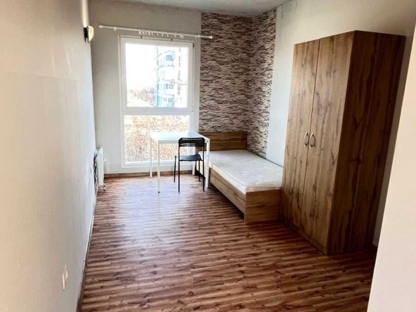Дава се под наем Двустаен апартамент в София, Център - 40 кв.м за 303.96 € - Снимка #1