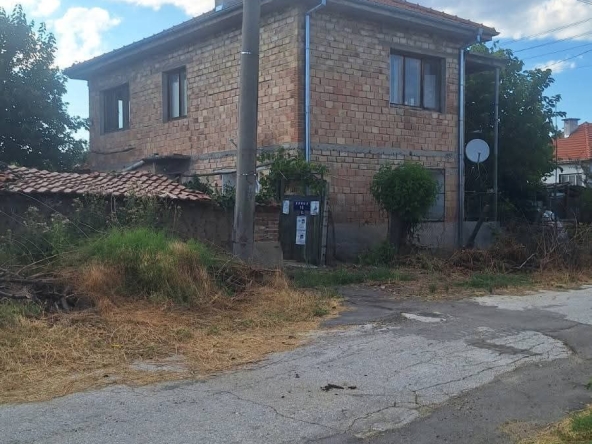 Къща в с. Блатница, Област Пазарджик - 80 кв.м за 396 €/кв.м - Снимка #1