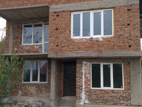 Къща в с. Баня, Област Пазарджик - 246 кв.м за 208 €/кв.м - Снимка #1