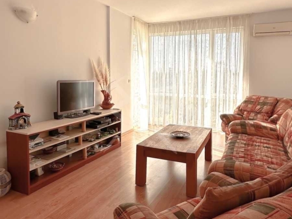 Двустаен апартамент в Свети Влас - 68 кв.м за 1045 €/кв.м - Снимка #1