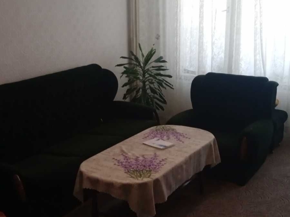 Тристаен апартамент в Шумен, Добруджански - 88 кв.м за 1073 €/кв.м - Снимка #1