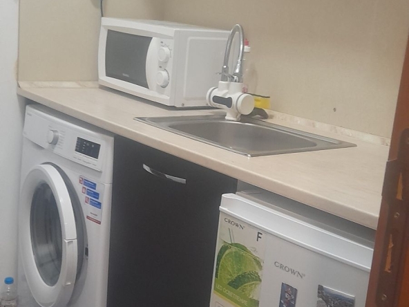 Дава се под наем Двустаен апартамент в Враца, Дъбника - 56 кв.м за 204 € - Снимка #1