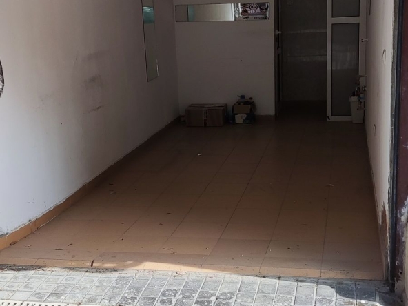 Дава се под наем Гараж / Паркомясто в Варна, Операта - 20 кв.м за 86.7 € - Снимка #1