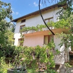 Къща в с. Расник, Област Перник - 240 кв.м за 400 €/кв.м - Снимка #1