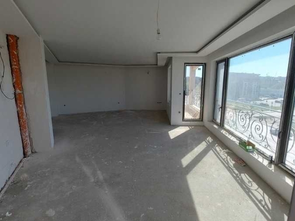 Тристаен апартамент в Пловдив, Христо Смирненски - 126 кв.м за 1250 €/кв.м - Снимка #1