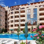 Двустаен апартамент в к.к. Слънчев бряг - 74 кв.м за 940 €/кв.м - Снимка #1