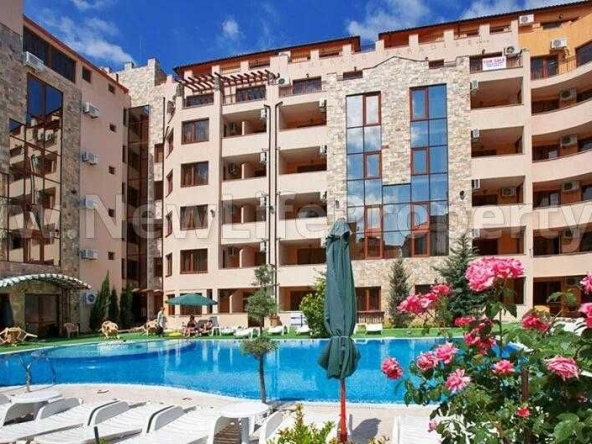 Двустаен апартамент в к.к. Слънчев бряг - 74 кв.м за 940 €/кв.м - Снимка #1