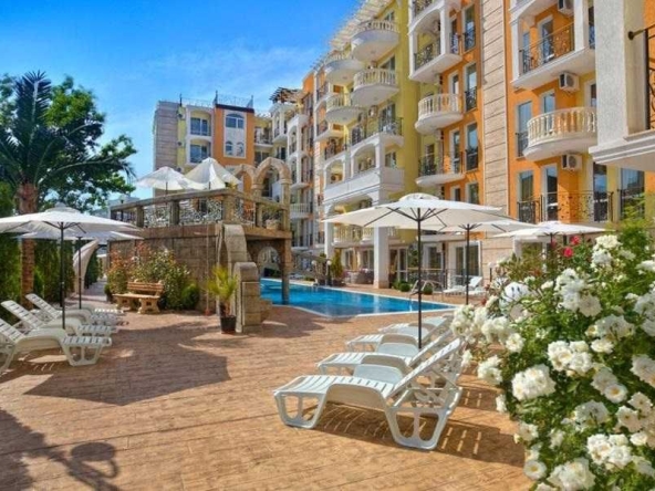 Едностаен апартамент в к.к. Слънчев бряг - 45 кв.м за 1487 €/кв.м - Снимка #1