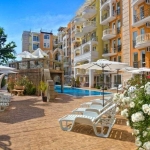 Двустаен апартамент в к.к. Слънчев бряг - 55 кв.м за 1364 €/кв.м - Снимка #1