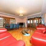 Дава се под наем Тристаен апартамент в София, Център - 90 кв.м за 612 € - Снимка #1