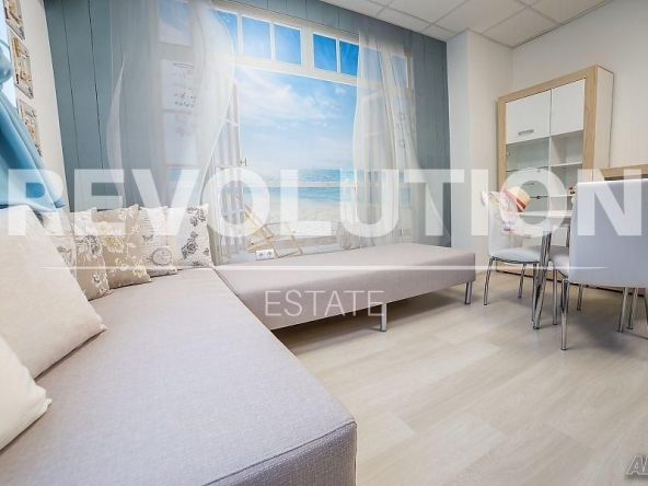 Дава се под наем Двустаен апартамент в Варна, Червен площад - 52 кв.м за 600 € - Снимка #1