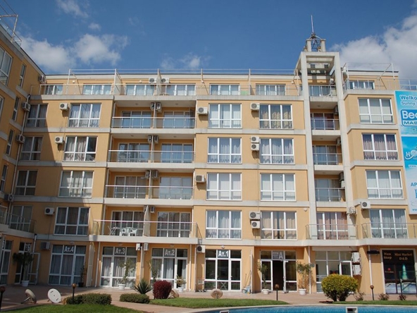 Тристаен апартамент в к.к. Слънчев бряг - 117 кв.м за 523 €/кв.м - Снимка #1