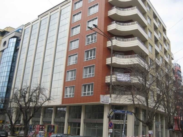 Дава се под наем Гараж / Паркомясто в София, Стрелбище - 12 кв.м за 74.46 € - Снимка #1