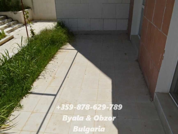 Двустаен апартамент в Бяла - 55 кв.м за 594 €/кв.м - Снимка #1