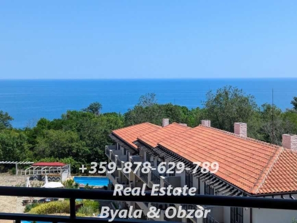 Тристаен апартамент в Обзор - 126 кв.м за 506 €/кв.м - Снимка #1