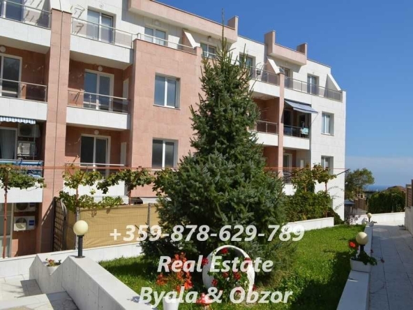Двустаен апартамент в Бяла - 55 кв.м за 598 €/кв.м - Снимка #1