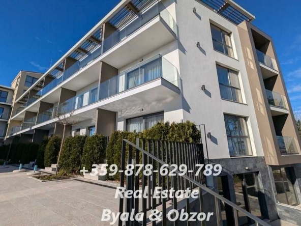 Двустаен апартамент в Обзор - 77 кв.м за 988 €/кв.м - Снимка #1