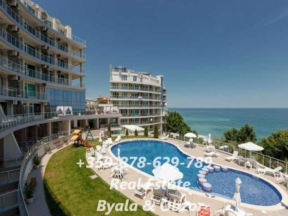 Двустаен апартамент в Бяла - 84 кв.м за 444 €/кв.м - Снимка #1