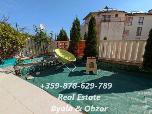 Двустаен апартамент в Бяла - 80 кв.м за 1050 €/кв.м - Снимка #1