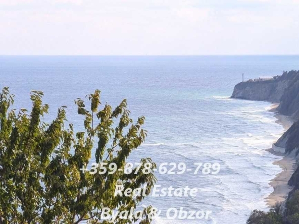 Двустаен апартамент в Бяла - 83 кв.м за 904 €/кв.м - Снимка #1