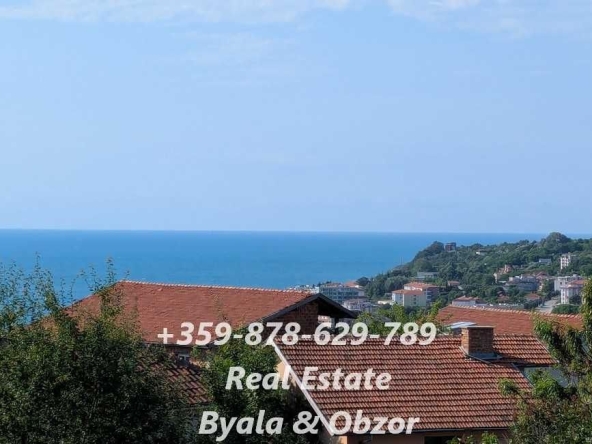 Двустаен апартамент в Бяла - 87 кв.м за 914 €/кв.м - Снимка #1